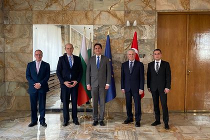 Посланик Ангел Чолаков се срещна с председателя на Българо-турската търговско-индустриална палата 